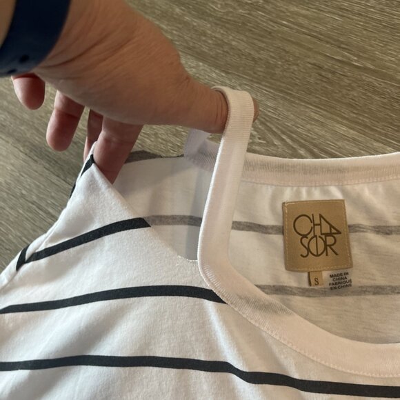 CHASER Open Shoulder Tee Size Small Striped Long sleeve Blouse T-shirt NWT - Picture 2 of 4